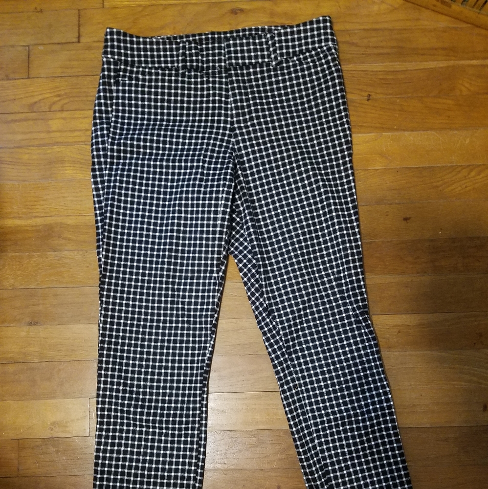 Old Navy Pixie Ankle Plaid Pants